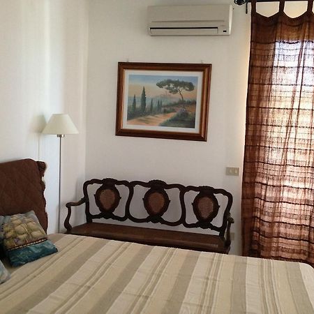 Residence Mareblu Barcellona-Pozzo di Gotto Chambre photo